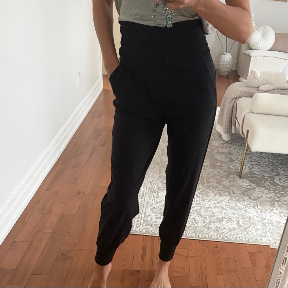 LULULEMON roll down align joggers